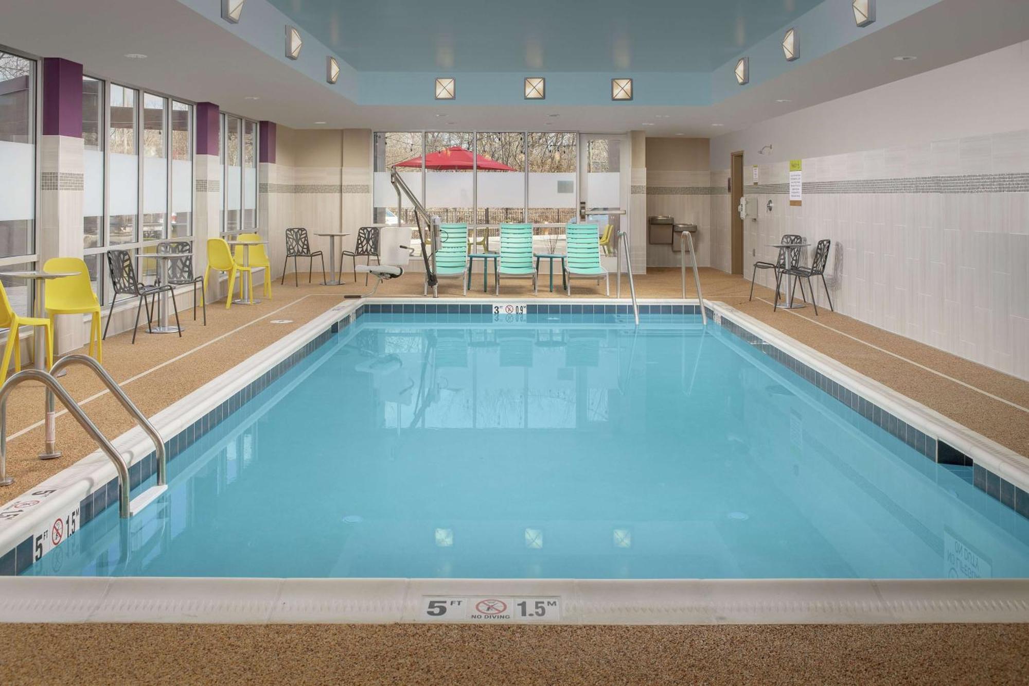 Home2 Suites By Hilton Эдисон Экстерьер фото